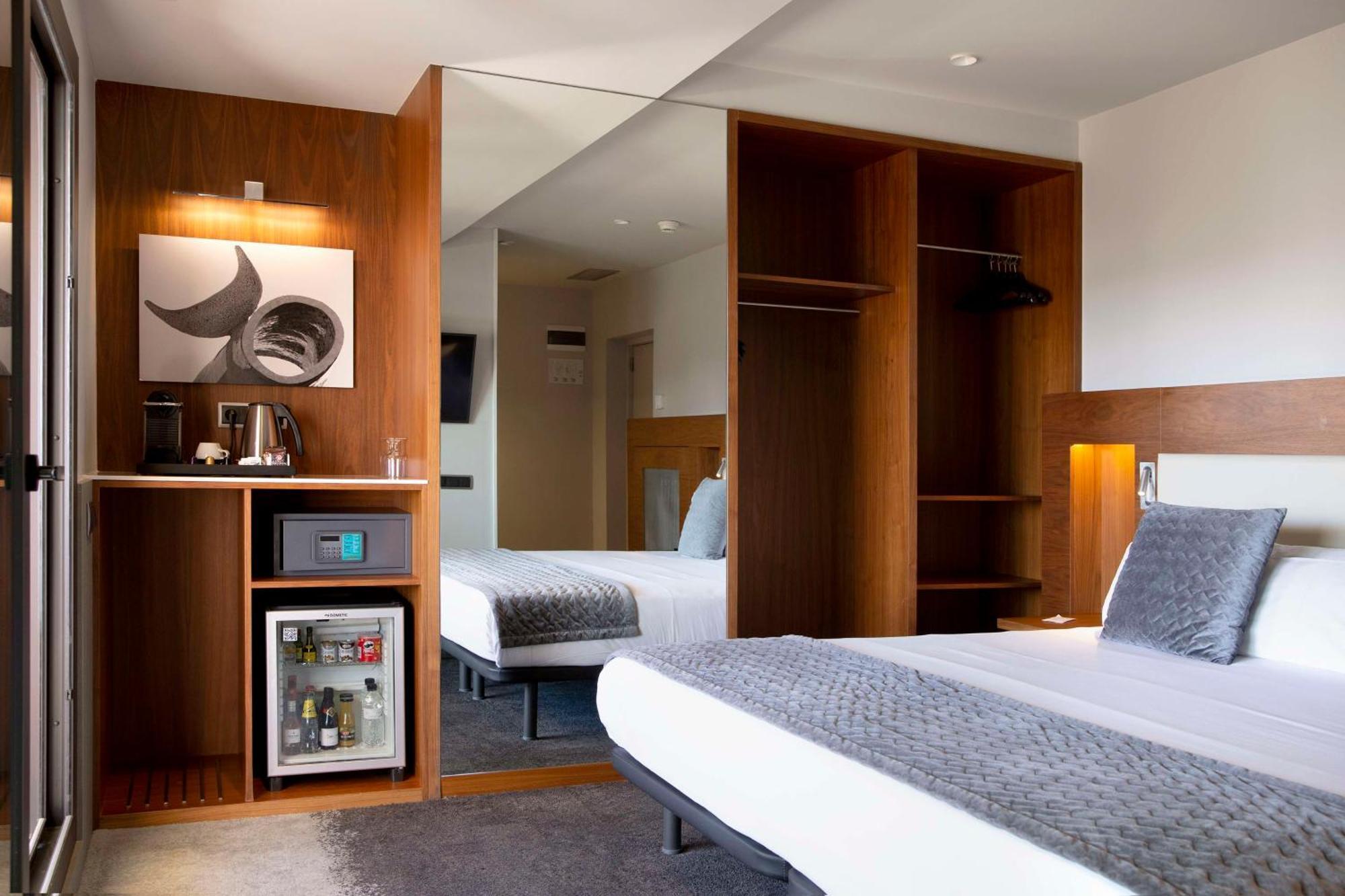 Best Western Premier Hotel Dante Barcelona Ngoại thất bức ảnh